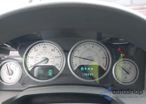 2008 Chrysler Town & Country Touring z USA, uszkodzony, nr VIN 2A8HR54P68R757380